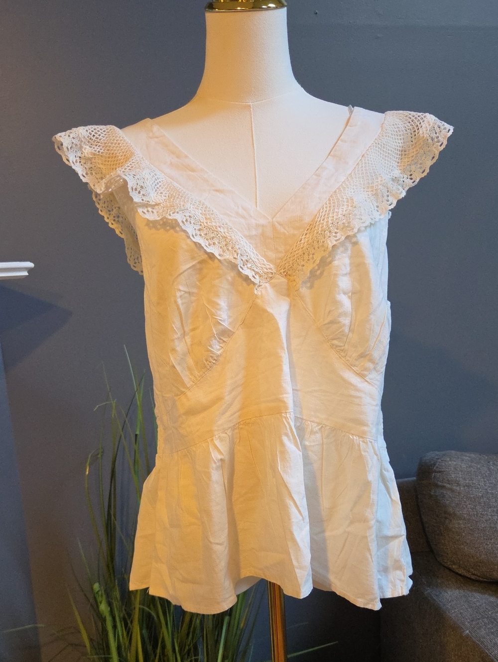 Old Navy White Lace-Trim Peplum Blouse